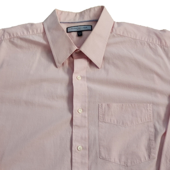 3/$20 Tommy Hilfiger Ithaca Pink Square Print Button-Up Shirt - Picture 2 of 9